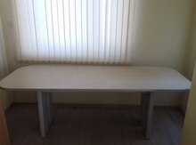 Ofis masası