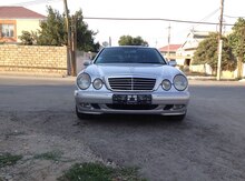 Mercedes E 320, 2001 il