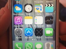 Apple iPhone 4
