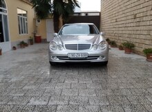 Mercedes E 240, 2002 il