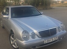 Mercedes E 240, 2000 il