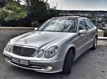 Mercedes E 240, 2004 il