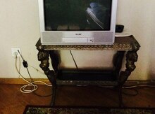 Televizor və altlığı