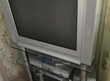 Televizor və altlığı