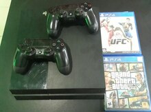 Playstation 4