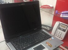 Noutbuk "Asus"