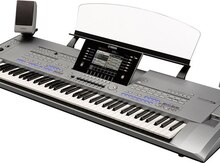 Sintezator "Yamaha Tayros"