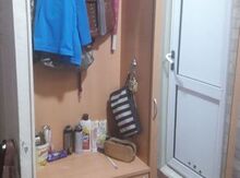 Шкаф для прихожей с зеркалом