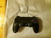 Playsattion 4 pultu