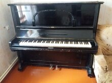 Pianino "A.Askolin"