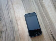 Apple iPhone 4