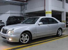 Mercedes E 240, 2000 il