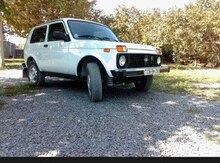 LADA (VAZ) Niva, 2015 il