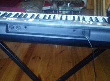Sintezator "Yamaha PSR 200"