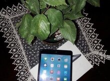 Apple iPad mini