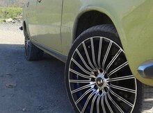 Avtomobil diski R17