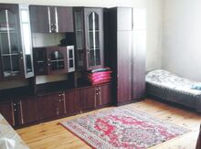 Həyət evi, Saray qəs.