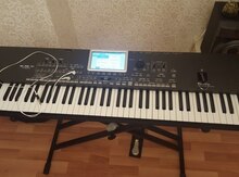 Sintezator "Korg "