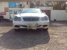 Mercedes 220 CE, 2002 il