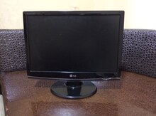 "LG Flatron 19 inch" displeyli monitor