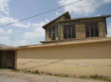 Həyət evi, Varovski qəs.