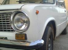 LADA (VAZ) 21011, 1984 il