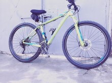 Velosiped "Cube LTD"