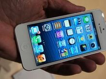 Apple iPhone 5