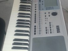 Sintezator "Korg"