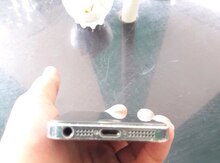 Apple iPhone 5