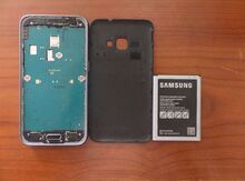 "Samsung Galaxy J1" platası