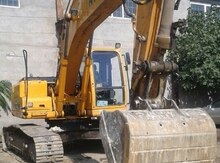 Traktor "Hundai 210"