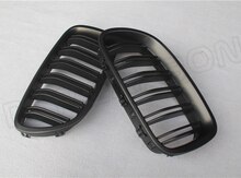 "BMW F30" radiator barmağlığı