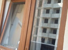 Plastik qapı və pəncərə
