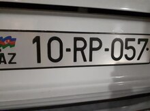 Avtomobil qeydiyyat nişani - 10-RP-057
