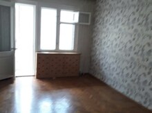 3-otaqlı mənzil, 8-ci mikrorayon, 85 m²