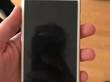 Apple iPhone 7
