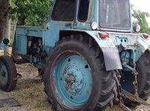 Traktor "Belarus 892"