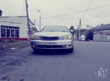 Nissan Maxima, 2001 il