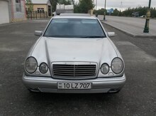 Mercedes E 240, 1999 il