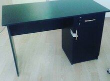 Ofis masası