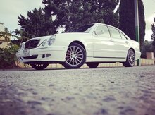 Mercedes E 240, 1999 il