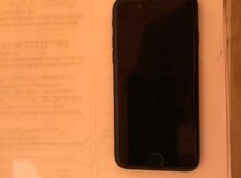 Apple iPhone 7