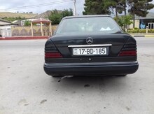 Mercedes E 220, 1995 il