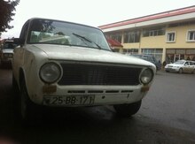LADA (VAZ) 21011, 1985 il