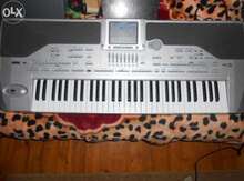 "Korg" sintezatoru