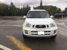 Toyota RAV 4, 2003 il