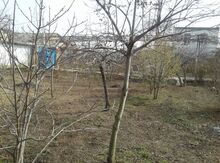 3 sot torpaq sahəsi, Xırdalan ş.