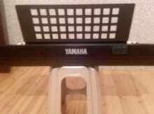 Sintezator "Yamaha"