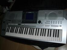 Sintezator "Yamaha PSR 700"